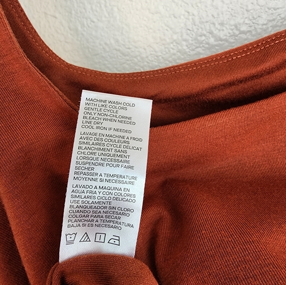 Good American Scuba Modern Tank Bodysuit In Rust - Picture 7 of 9